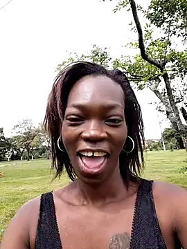 Lesly warrio online show from February 4, 3:29 pm