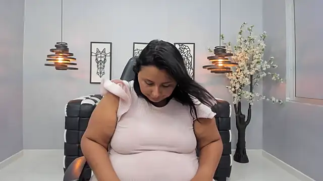 BBW CINDY online show from February 13, 10:11 pm