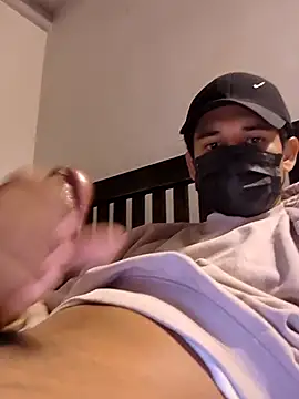 doyle0389 online show from February 23, 8:44 pm