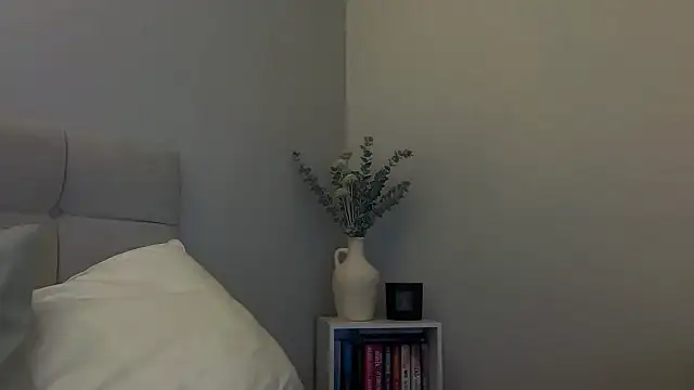 skyejde online show from January 16, 5:17 pm