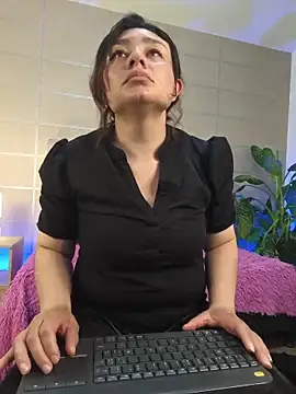  michonne  online show from June 11, 9:13 pm