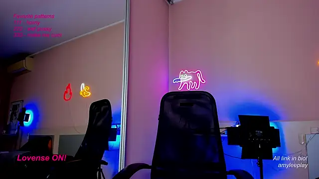 AmyLeeplay online show from March 12, 6:22 pm