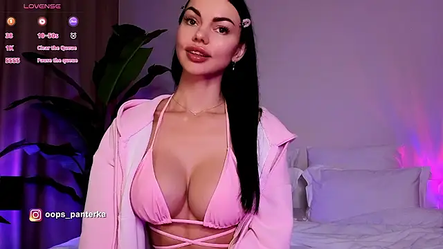 Snapshot of AmyLeeplay chatting on February 26, 10:58 am AmyLeeplay online show from February 26, 10:58 am