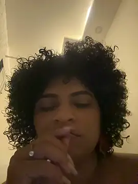 Snapshot of Tana_latin chatting on March 23, 4:16 am Tana latin online show from March 23, 4:16 am