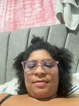 Snapshot of Tana_latin chatting on March 25, 12:16 am Tana latin online show from March 25, 12:16 am