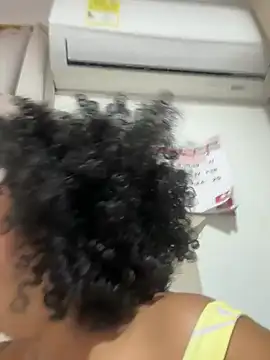 Snapshot of Tana_latin chatting on April 5, 12:19 am Tana latin online show from April 5, 12:19 am