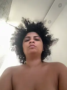 Snapshot of Tana_latin chatting on April 5, 3:31 pm Tana latin online show from April 5, 3:31 pm