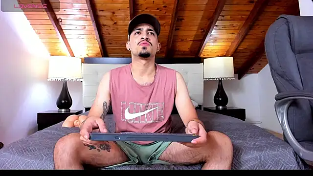 Sebastian Berne online show from March 22, 7:20 pm