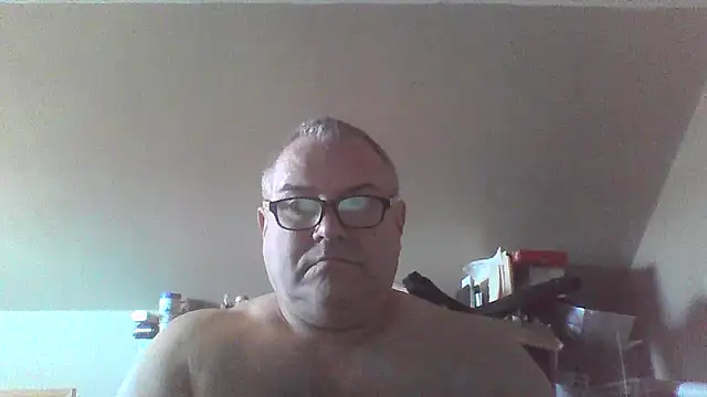 mkestr69 online show from February 11, 6:13 pm