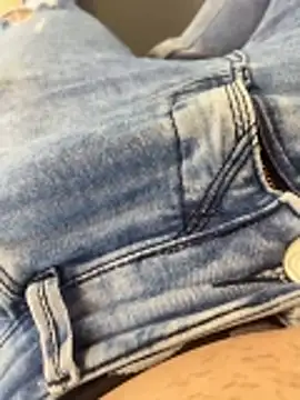 Snapshot of SabredLetdown chatting on March 25, 5:52 pm SabredLetdown online show from March 25, 5:52 pm