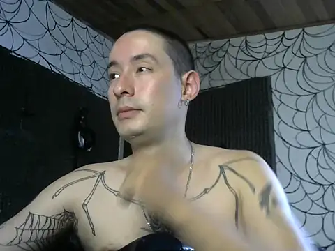 Snapshot of vampireathome chatting on March 16, 8:02 pm vampireathome online show from March 16, 8:02 pm