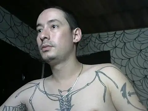 Snapshot of vampireathome chatting on March 28, 5:07 am vampireathome online show from March 28, 5:07 am