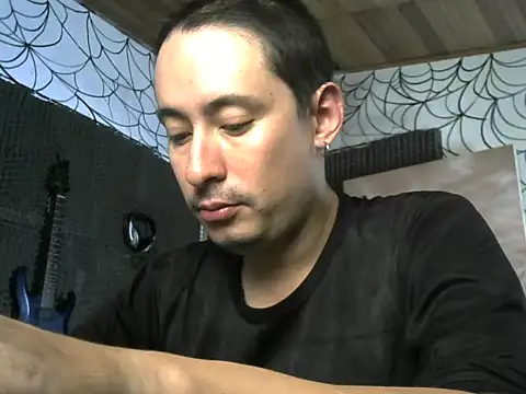 Snapshot of vampireathome chatting on April 9, 6:02 pm vampireathome online show from April 9, 6:02 pm