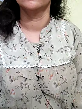 Your cutiepie  online show from March 14, 6:18 pm