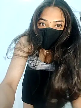 Snapshot of shnaz_1 chatting on February 18, 2:07 am shnaz 1 online show from February 18, 2:07 am