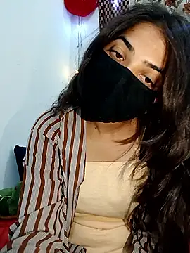 Snapshot of shnaz_1 chatting on March 8, 6:34 pm shnaz 1 online show from March 8, 6:34 pm