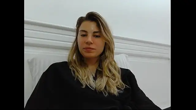 Goddess Lia online show from February 6, 6:46 pm