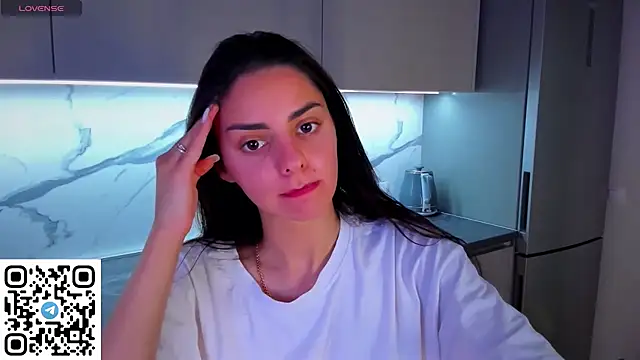 EmiliaZen online show from June 26, 10:36 pm