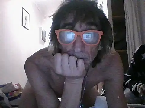 eccomi6996 online show from November 28, 10:45 pm