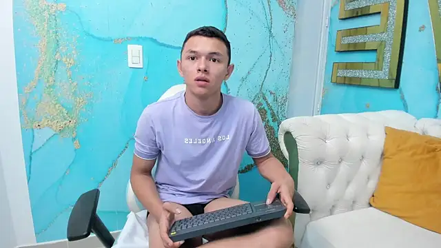 Andy dior18 online show from February 26, 2:04 am