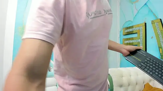 Andy dior18 online show from February 28, 2:09 am
