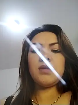 PenelopeMist online show from March 4, 9:00 pm