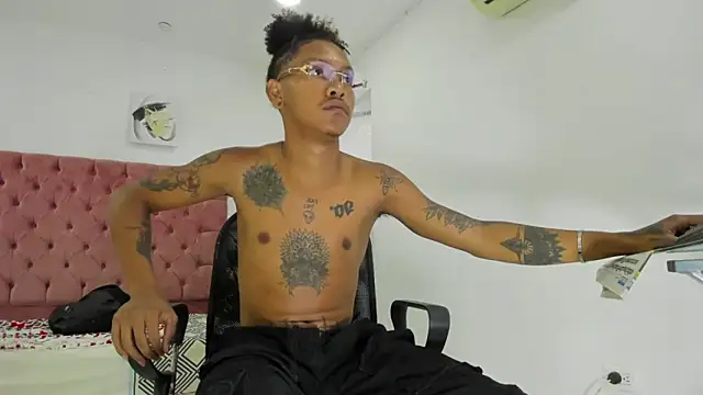 blackdirty420 online show from February 17, 9:52 pm