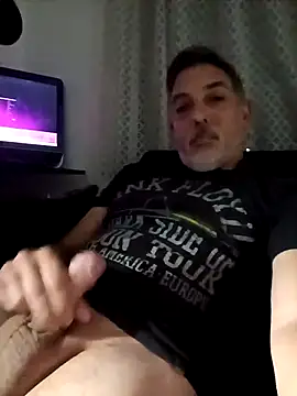 Sexyguycumming online show from March 13, 3:00 am