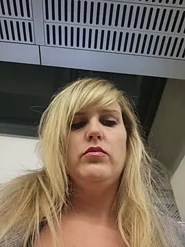 Sexybiene969 online show from November 11, 5:24 pm