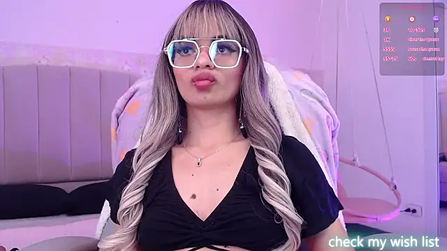 Snapshot of Emerald_gh chatting on September 26, 12:47 am Emerald gh online show from September 26, 12:47 am