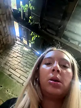 hotamanda01 online show from October 26, 11:27 am