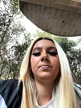 hotamanda01 online show from November 30, 1:04 pm