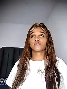 moree Queen online show from February 18, 7:41 pm