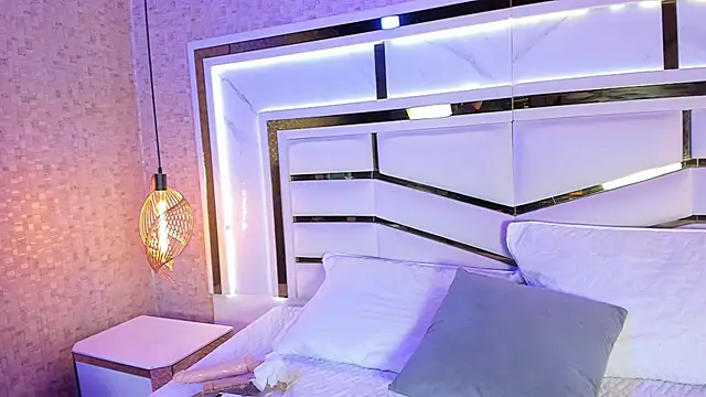 lissa palmer online show from March 12, 8:52 pm