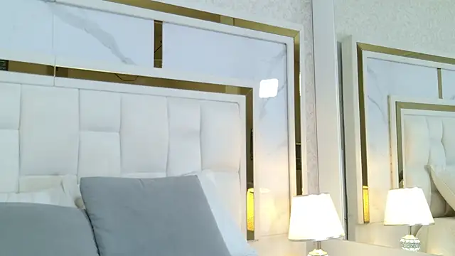 lissa palmer online show from September 13, 2:33 am