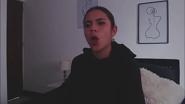 ScarlettMadisson online show from February 14, 9:10 pm