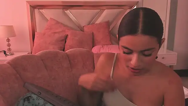 ScarlettMadisson online show from February 16, 9:48 pm