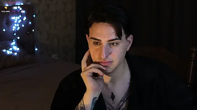 dark-willoww online show from February 9, 8:13 pm