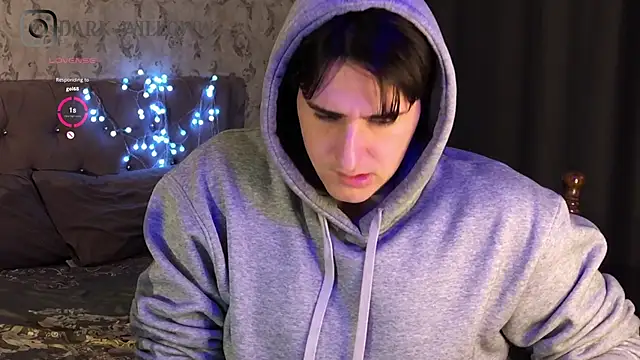 dark-willoww online show from February 19, 9:03 pm