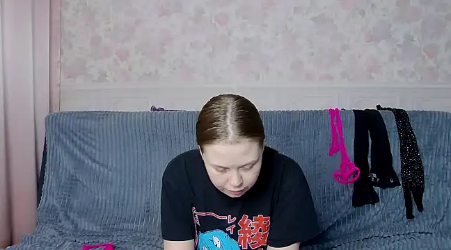 Perris cuttiee online show from February 28, 6:43 am
