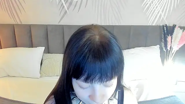 SkinyJoyce online show from February 22, 1:44 am