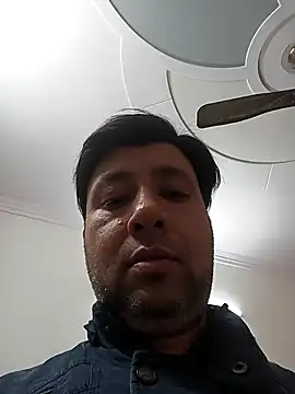 innocentboy1987 online show from February 18, 4:05 pm