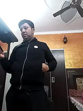 innocentboy1987 online show from March 3, 5:09 am