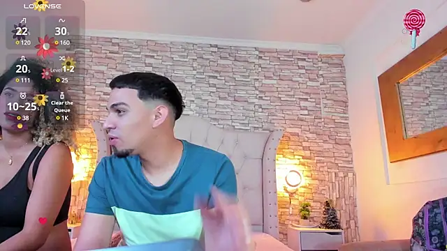 Snapshot of Miagael_Pervert chatting on February 9, 3:43 am Miagael Pervert online show from February 9, 3:43 am