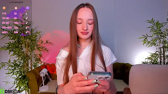 Snapshot of miiss__lulu chatting on May 25, 1:11 am miiss lulu online show from May 25, 1:11 am