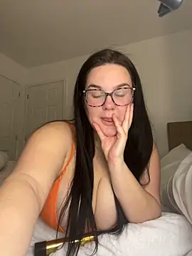 Flirty-BustyBabe online show from February 6, 8:23 pm