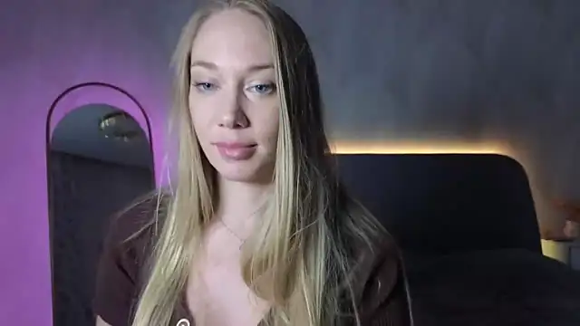 Snapshot of Engel_13 chatting on September 22, 5:59 pm Engel 13 online show from September 22, 5:59 pm