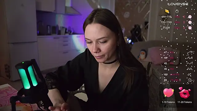 Snapshot of alexa_feels_ chatting on January 15, 4:22 pm alexa feels online show from January 15, 4:22 pm