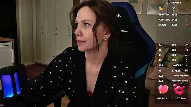 alexa feels  online show from March 29, 4:40 pm