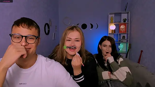 catherine kitty online show from October 13, 7:03 pm